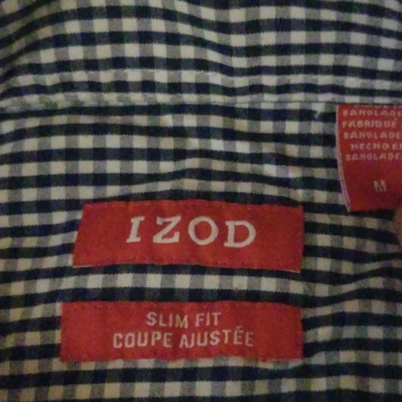 Button down - Picture 2 of 3